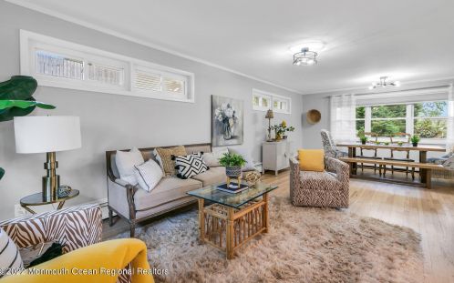 15 Farrell Dr, Middletown NJ 07748-3210 exterior