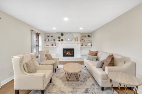 6422 Meadowview Ave, Kalamazoo MI  49048-9448 exterior