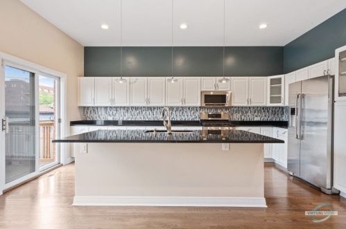 3835 Parnell Ave, Chicago IL 60628-7121 exterior