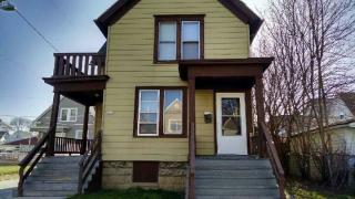 1128 32nd St, Milwaukee WI  53215-1554 exterior