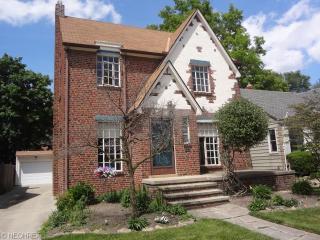 16200 Southland Ave, Cleveland, OH 44111-2950