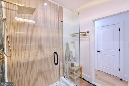 3016 Thayer St, Washington DC  20018-2505 exterior