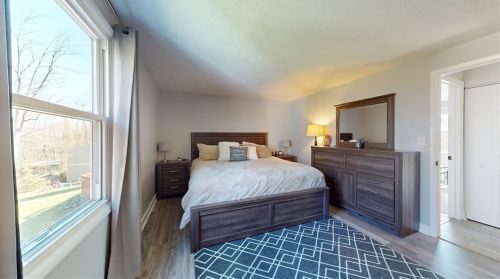 613 Meade Dr, Moon Twp PA  15108-9668 exterior