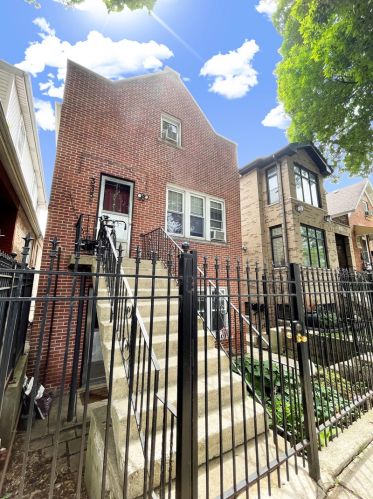 3355 May St, Chicago IL 60608-6413 exterior