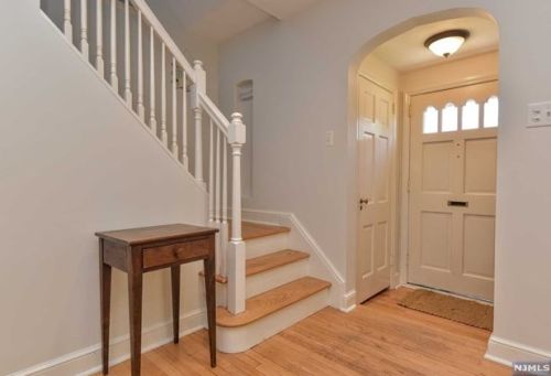 105 Lincoln Ave, Hasbrouck Heights, NJ 07604-1008