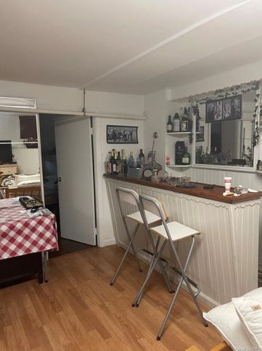 129 Cottage Ave, Mount Vernon NY 10550-1404 exterior