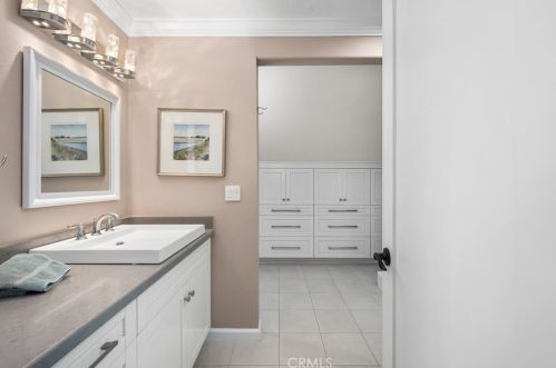 14402 Raintree Rd, Tustin CA  92780-6930 exterior