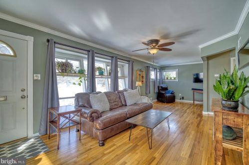 2109 Belle View Blvd, Alexandria VA 22307-1327 exterior