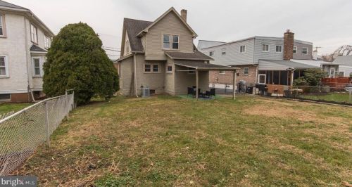 707 Ashland Ave, Manor PA 19036-1624 exterior