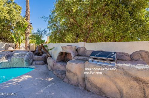 1393 Tamarisk Dr, Chandler AZ  85224-8502 exterior