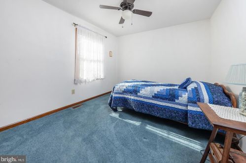 432 Labrador Trl, Harrison Township NJ 08062-3220 exterior