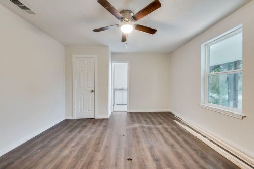 431 Texas St, Denison TX 75020-6137 exterior