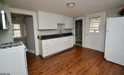 30 Maple Ave, Rockaway NJ  07866-3018 exterior