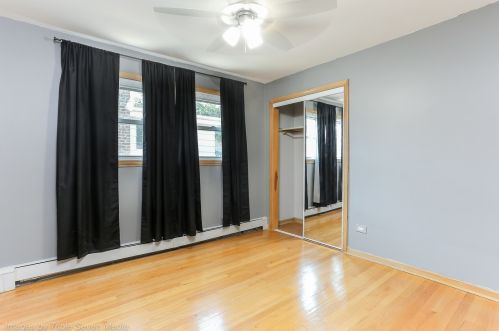 9129 Trumbull Ave, Chicago IL 60655-2507 exterior