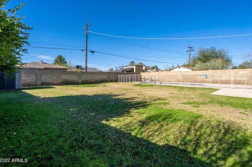 4220 16 Dr, Phoenix AZ 85015-1426 exterior