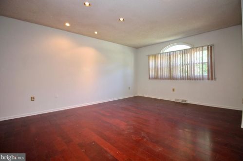 62 Dakota Trl, Browns Mills NJ 08015-5225 exterior