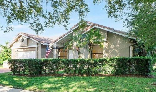 4255 26th Ave, Boca Raton, FL 33434-2549