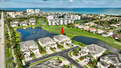 702 Southstar Dr, Fort Pierce FL 34949-9120 exterior