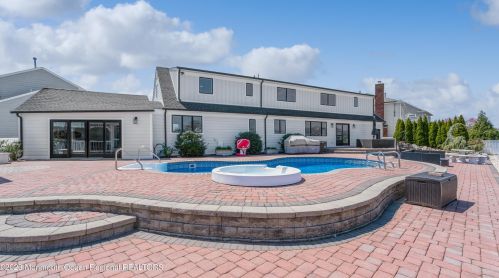1855 Eileen Way, Point Pleasant Beach NJ  08742-5228 exterior