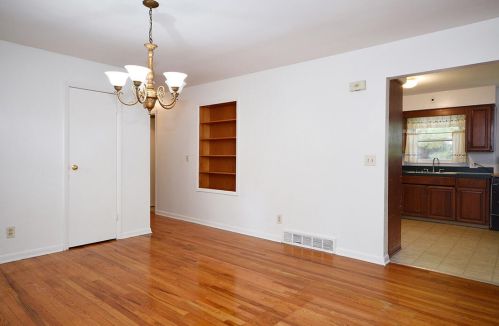 5708 Coit Ave, Grand Rapids MI 49525-1144 exterior