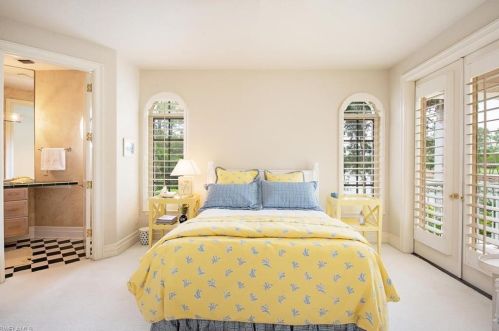 2426 Indian Pipe Way, Naples FL 34105-3022 exterior