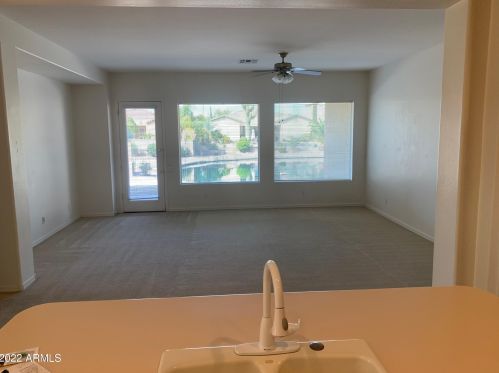 700 Indian Wells Pl, Chandler AZ  85249-6955 exterior