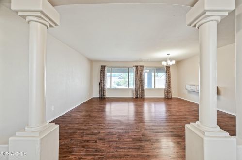 1844 Apollo Rd, Phoenix AZ  85042-9110 exterior