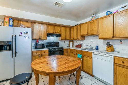 206 7th St, Newark NJ  07107-3611 exterior