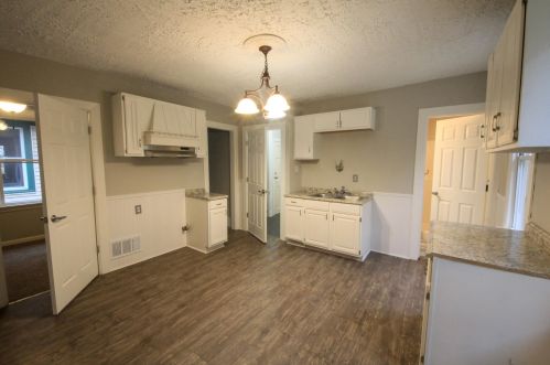 2478 5th St, Milwaukee WI  53207-1453 exterior