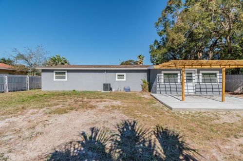 4722 Bay Ave, Tampa FL 33616-1070 exterior