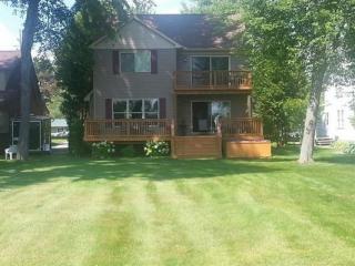 4663 Pointe Tremble Rd, Algonac MI  48001-4355 exterior