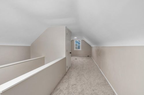 3117 Stratford Dr, Wyoming MI exterior