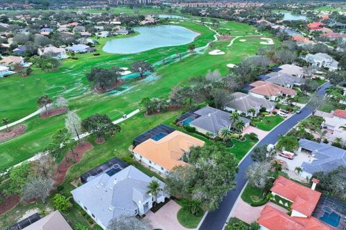 6647 Gln Arbor Way, Naples FL 34119-4659 exterior