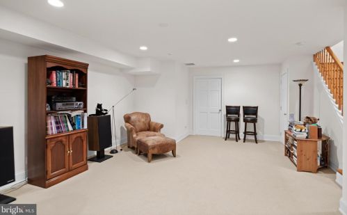 124 Bainbridge St, Philadelphia PA 19147-1866 exterior