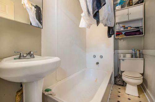 298 Mclaughlin Ave, Meskegon MI 49442-3523 exterior