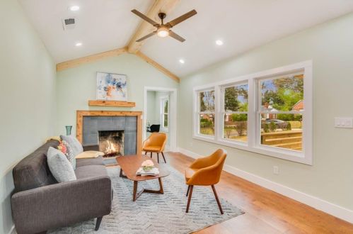 1823 Donnalee Ave, Atlanta GA 30316-2303 exterior