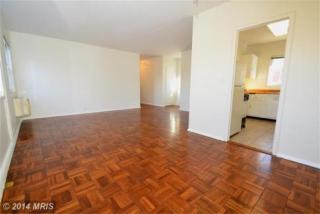 1613 Fitzgerald Ln, Alexandria VA  22302-2004 exterior