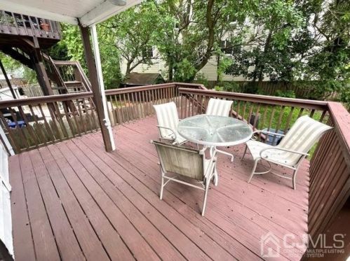 28 Stone St, New Brunswick NJ 08901-1138 exterior