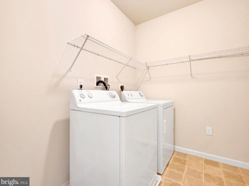 59 Duncan St, Lancaster PA 17602-4095 exterior