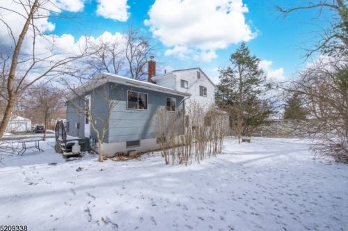 33 Columbia St, Wharton NJ 07885-2435 exterior