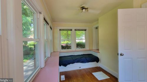 316 Maple Ave, Trenton NJ 08618-3402 exterior