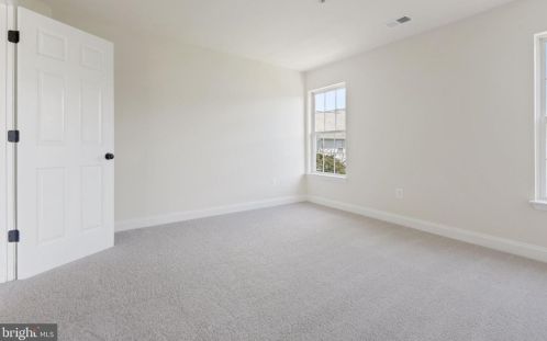 18212 Barney Dr, Accokeek MD 20607-3283 exterior