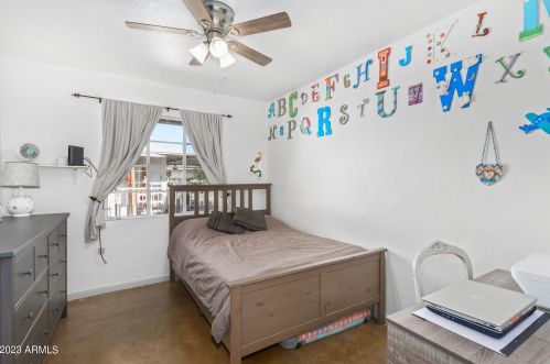 4312 16 Ave, Phoenix AZ 85015-2009 exterior