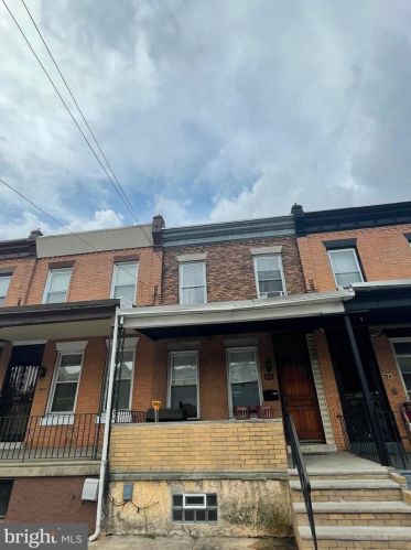 758 52 St, Philadelphia PA 19143-3233 exterior