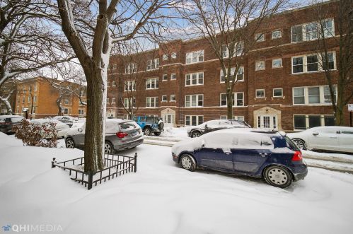 747 Belden Ave, Chicago IL 60614-3655 exterior