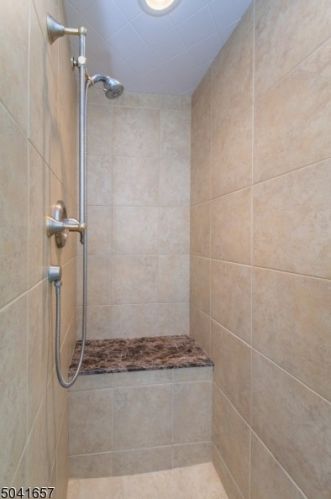 365 Shr Trl, Sparta NJ 07871-1714 exterior