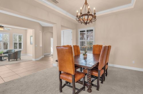 1403 Souza Dr, Folsom CA 95762-7559 exterior