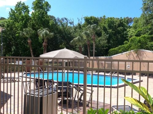 2550 Alafaya Trl, Orlando FL  12107-3607 exterior