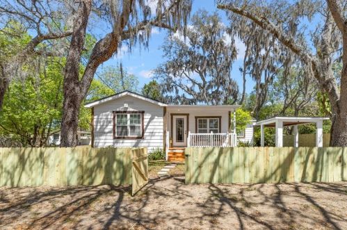 4904 Okara Rd, Tampa, FL 33617-4616