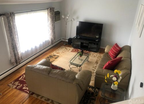 15 Sims Rd, Edison NJ 08817-3034 exterior